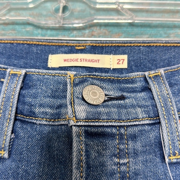 Levis Wedgie Straight Blue Jeans NWT Size 27 - Picture 4 of 8